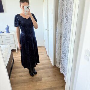 Vintage Vittoria Virini Velvet Maxi Dress Blue Fit and Flare Whimisigoth Witchy